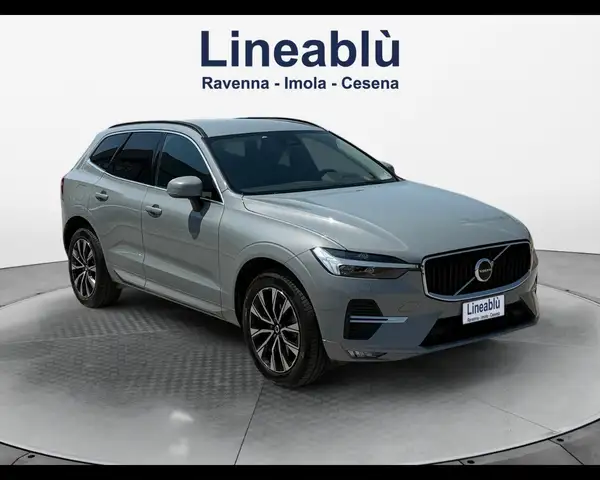 Volvo XC60 view 7