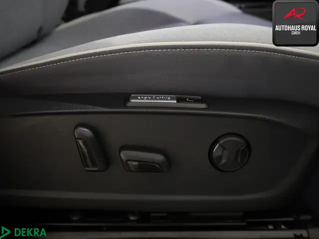 Volkswagen Id.3 view 12