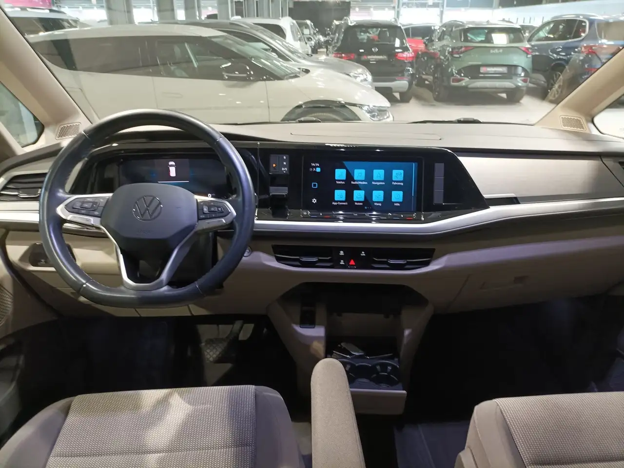 Volkswagen T7 Multivan 2.0 TDI Life LED Navi CAM 7-S AHK SHZ, миниатюра 9