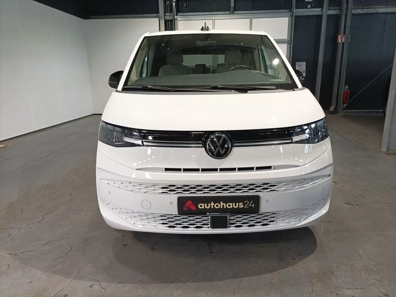 Volkswagen T7 Multivan 2.0 TDI Life LED Navi CAM 7-S AHK SHZ, миниатюра 2