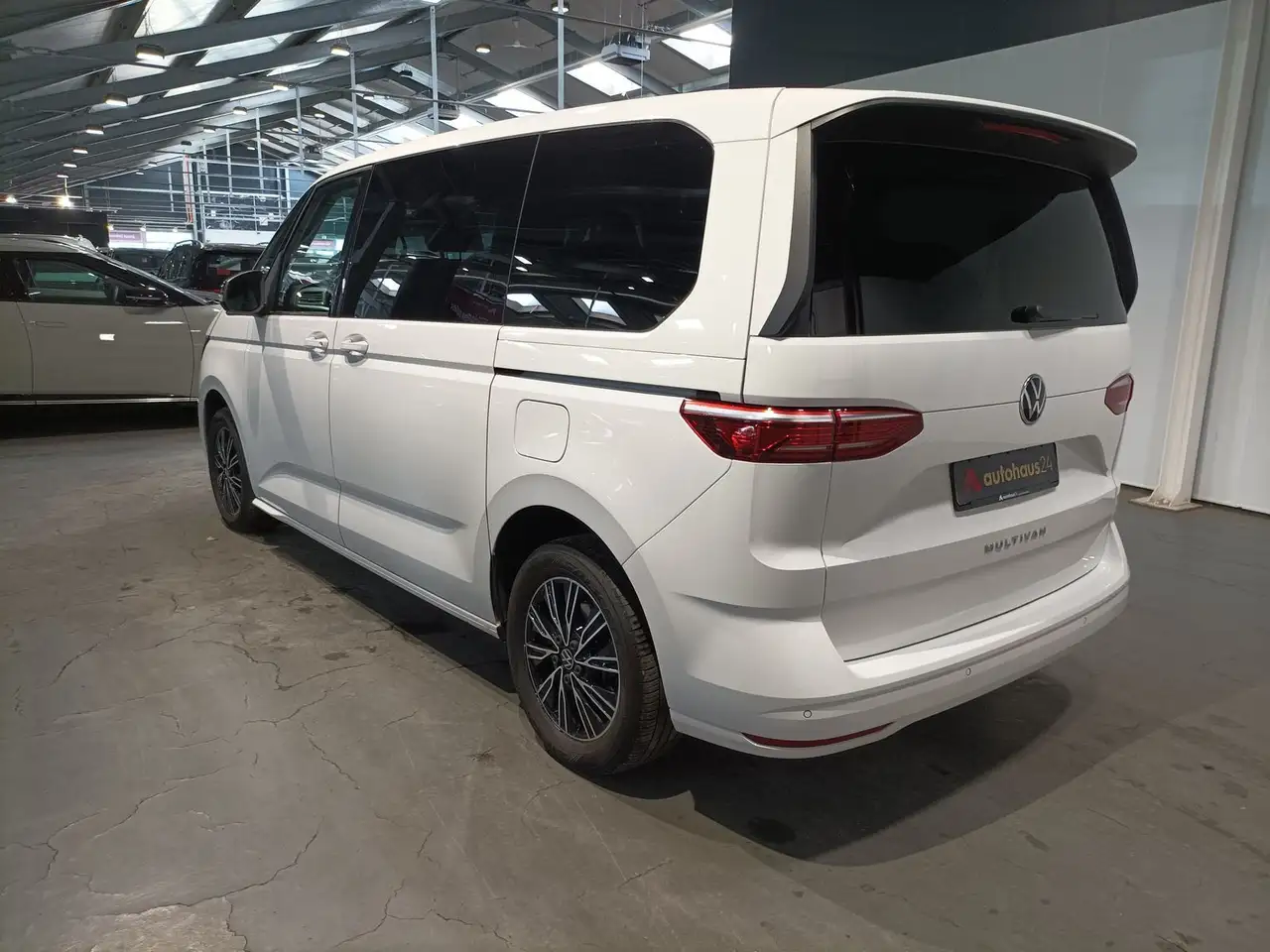 Volkswagen T7 Multivan 2.0 TDI Life LED Navi CAM 7-S AHK SHZ, миниатюра 4