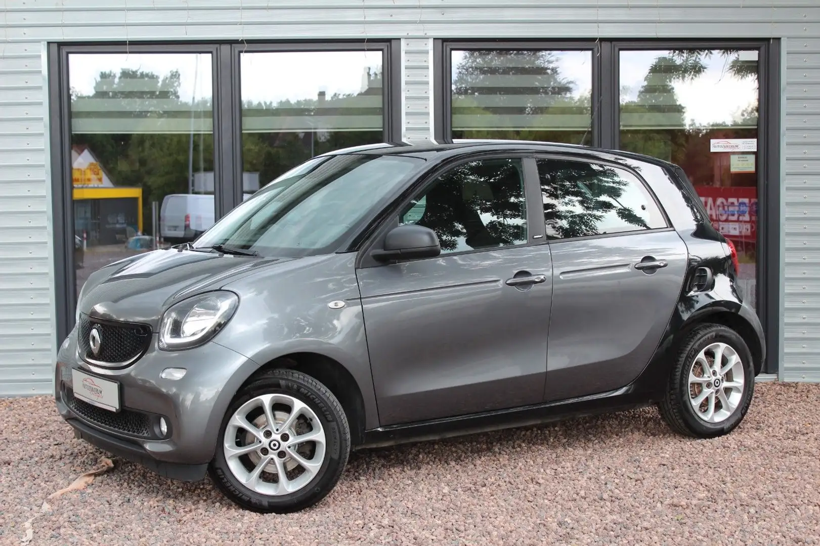 smart forFour *Passion*52kw*Sitzh.*Automatik Grijs - 1