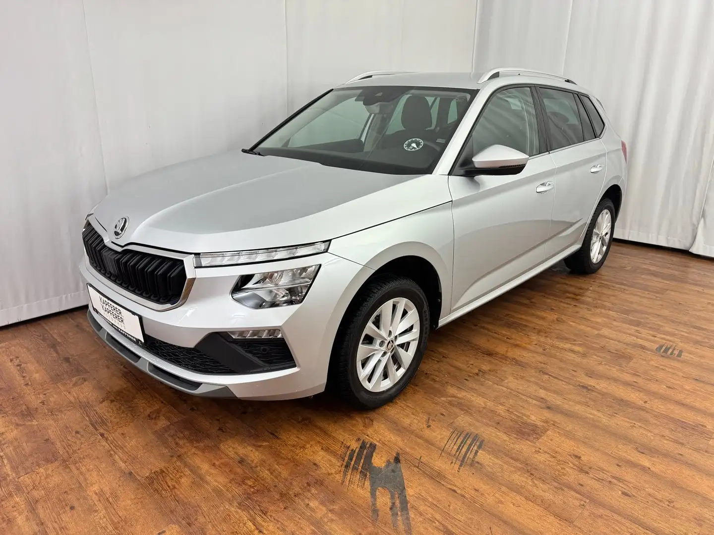 Skoda Kamiq Selection TSI DSG Silber - 1