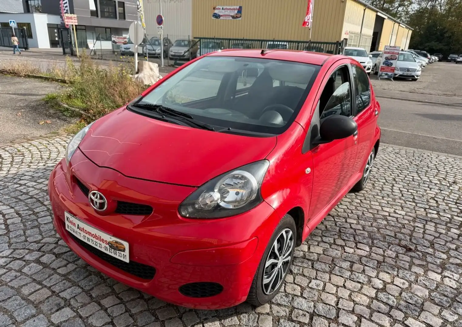 Toyota Aygo 5 Portes 1.0 VVTi 12V 68 cv-2009 Rot - 1