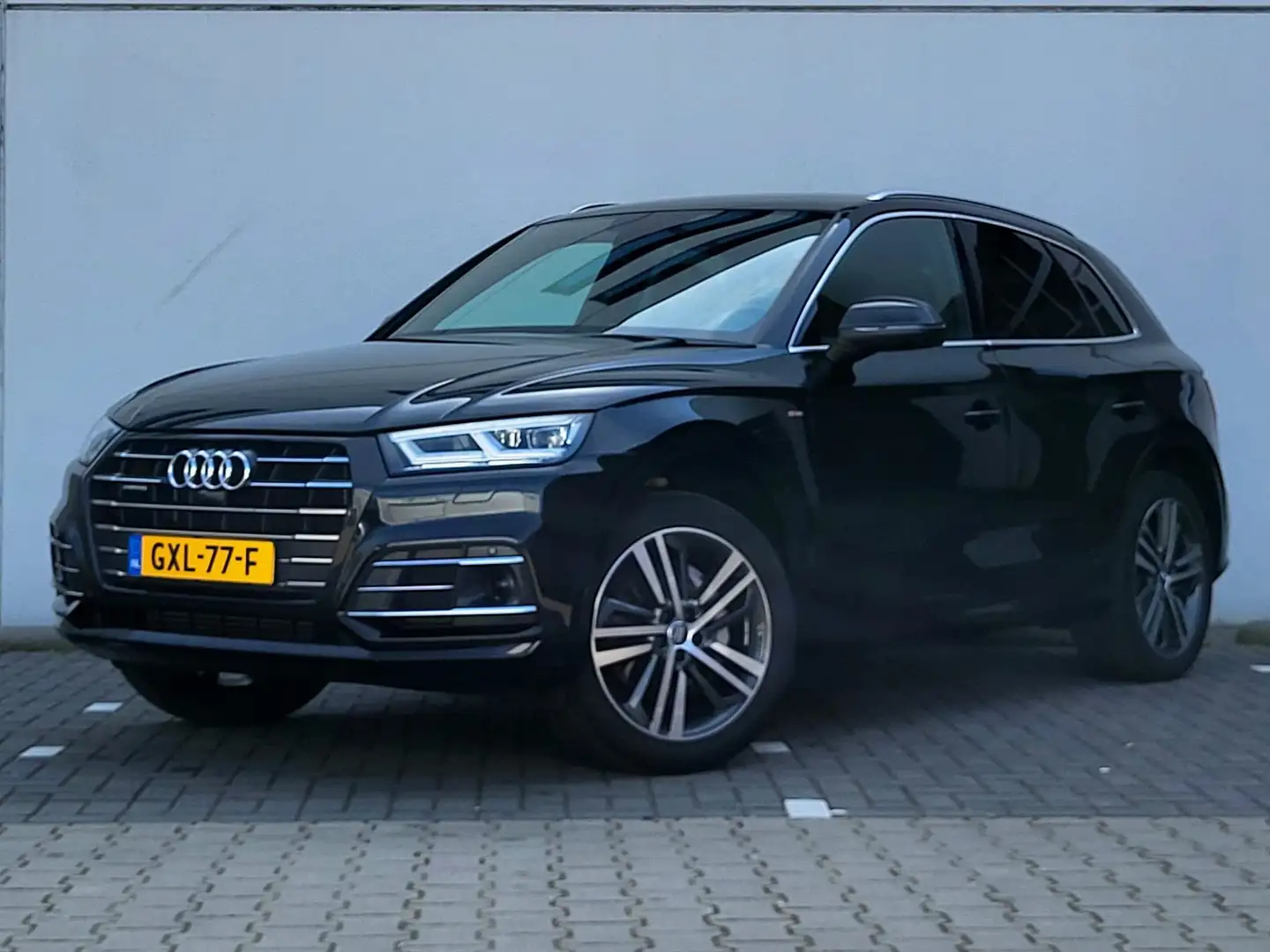 Audi Q5 55 TFSIe Competition | S-Line | B&O | Garantie Zwart - 1