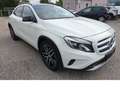 Mercedes-Benz GLA 200 Navi Kamera PDC 8x Alu el. Heckklappe Weiß - thumbnail 1