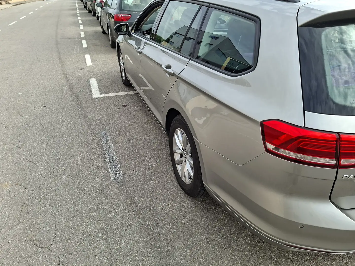 Volkswagen Passat 1.6TDI BMT Bluemotion 88kW - 2