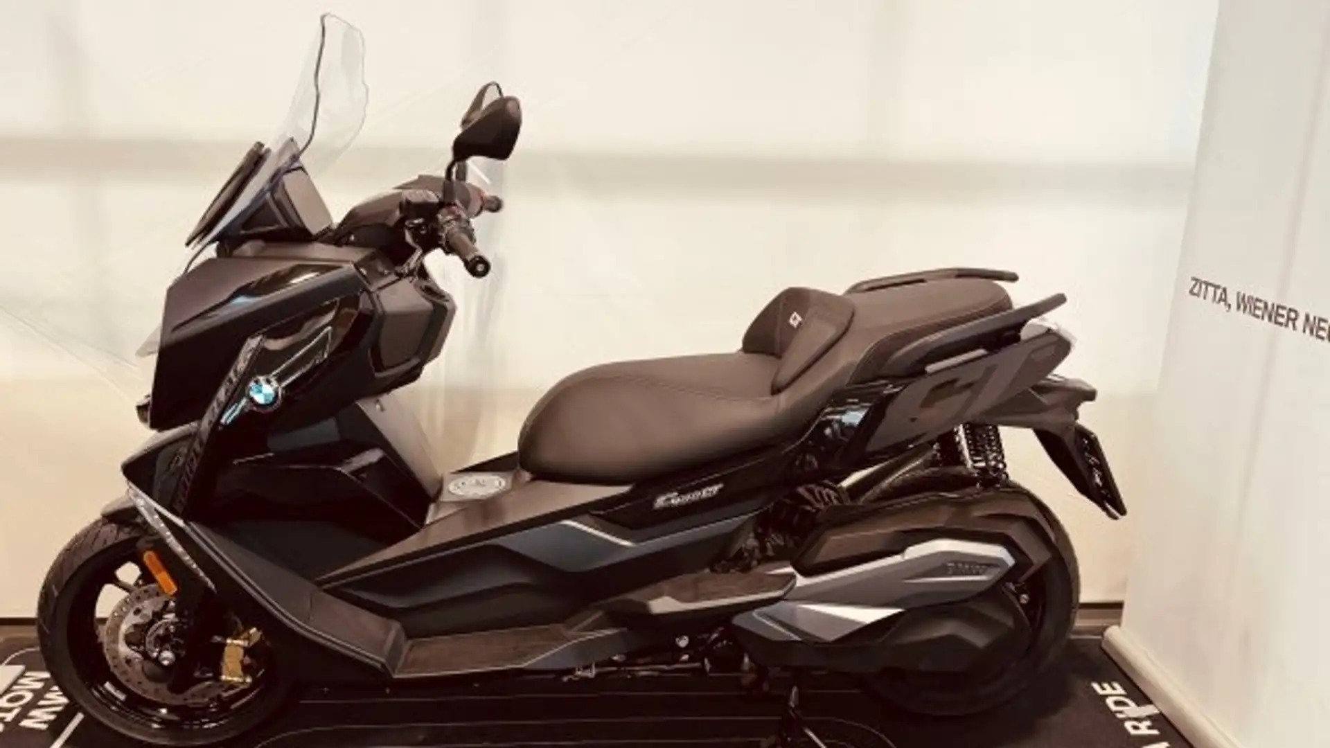 BMW C 400 GT C 400 GT Schwarz - 1