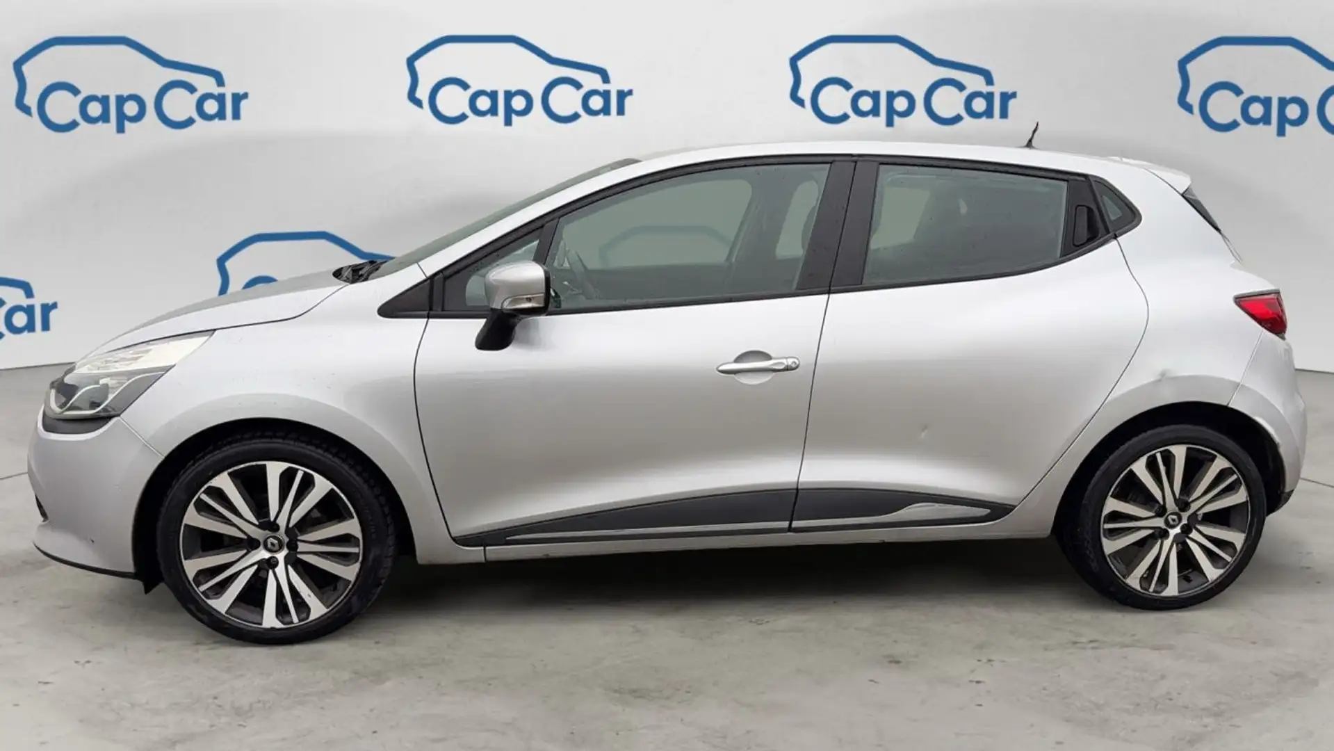 Renault Clio IV 1.5 dCi 90 Zen - 2