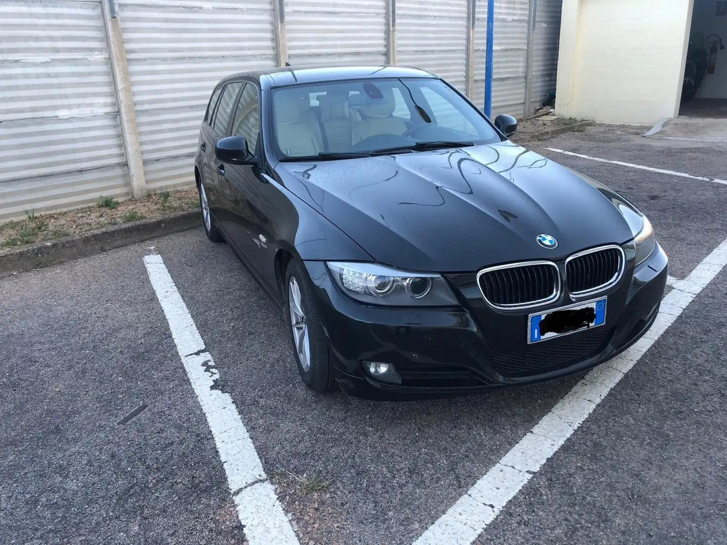 BMW 320 320d Touring eff.dynamics Business auto Nero - 1
