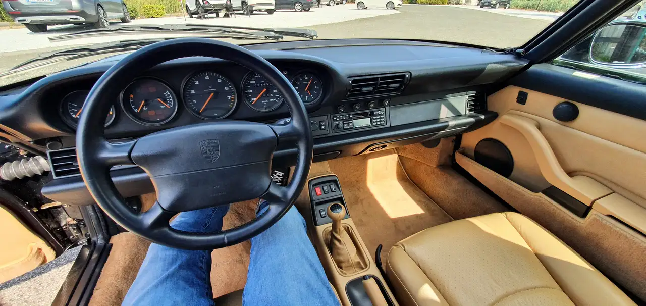 Porsche 993 911 Cabrio 3.6 Carrera 2, foto 6
