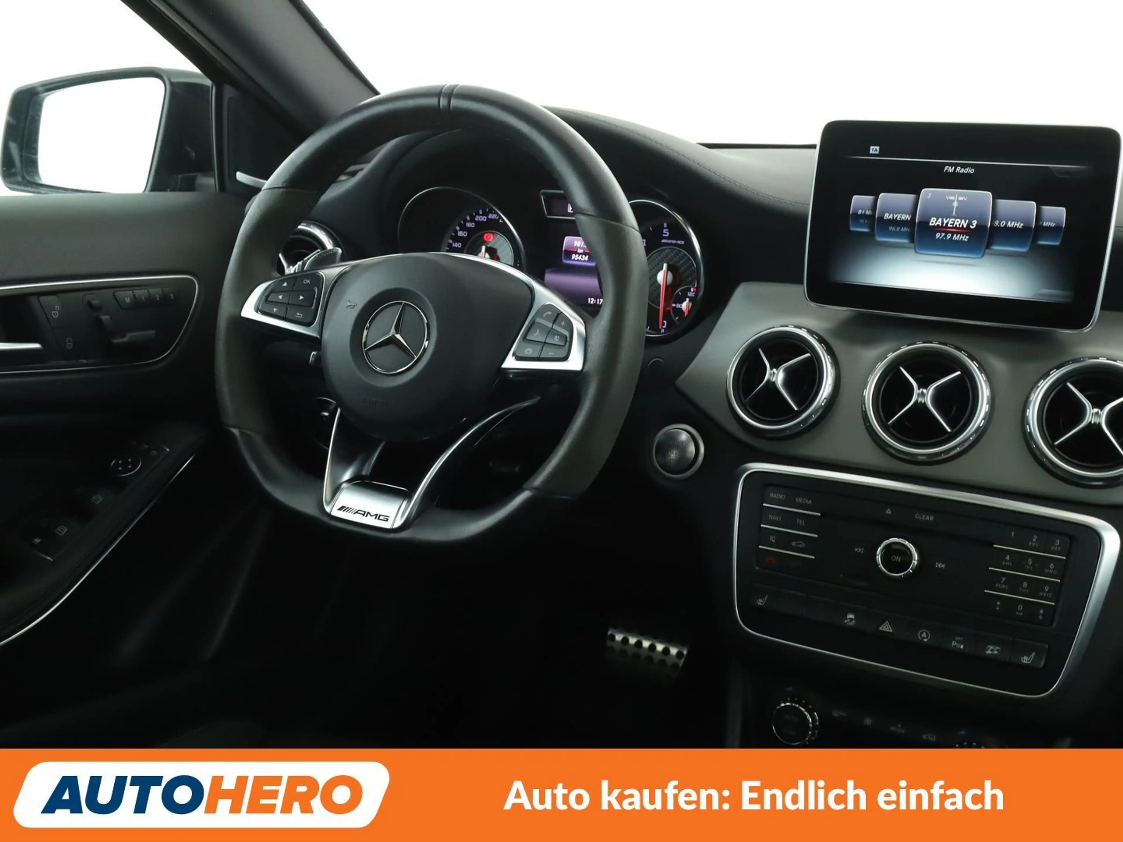 Mercedes-Benz GLA 45 AMG GLA 45 AMG 4Matic Aut.*NAVI*BI-XENON*CAM*TEMPO*HK* — photo 13
