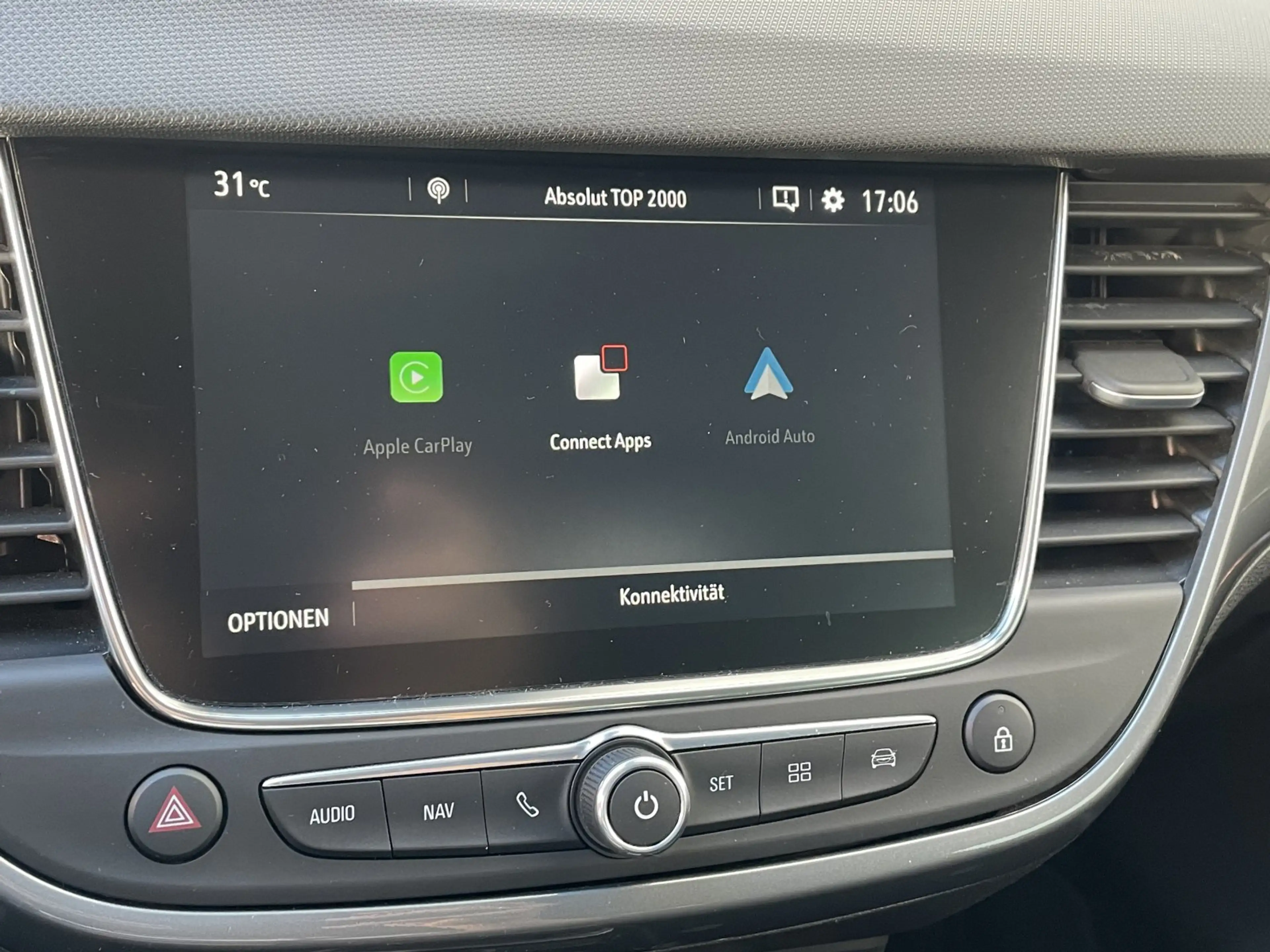 Opel Crossland 1.5 D Ultimate HeadUp LED TLedr CarPlay AndAuto — photo 13