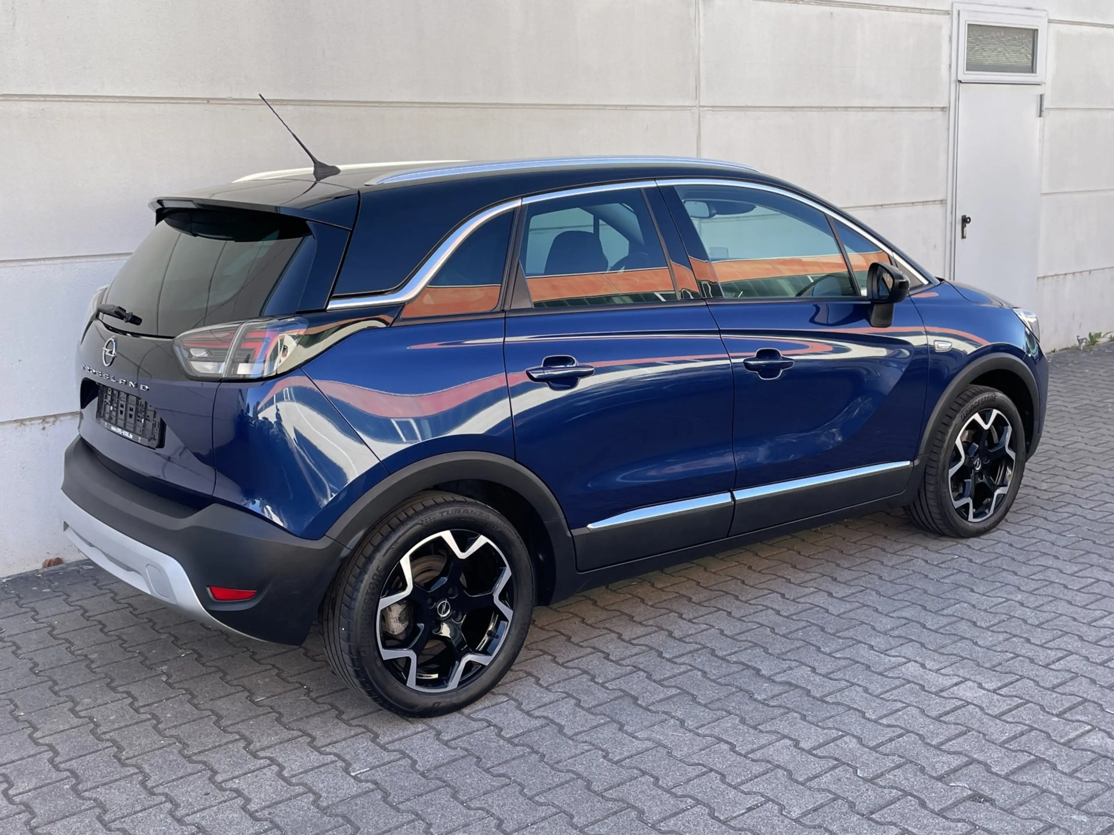 Opel Crossland 1.5 D Ultimate HeadUp LED TLedr CarPlay AndAuto — photo 3