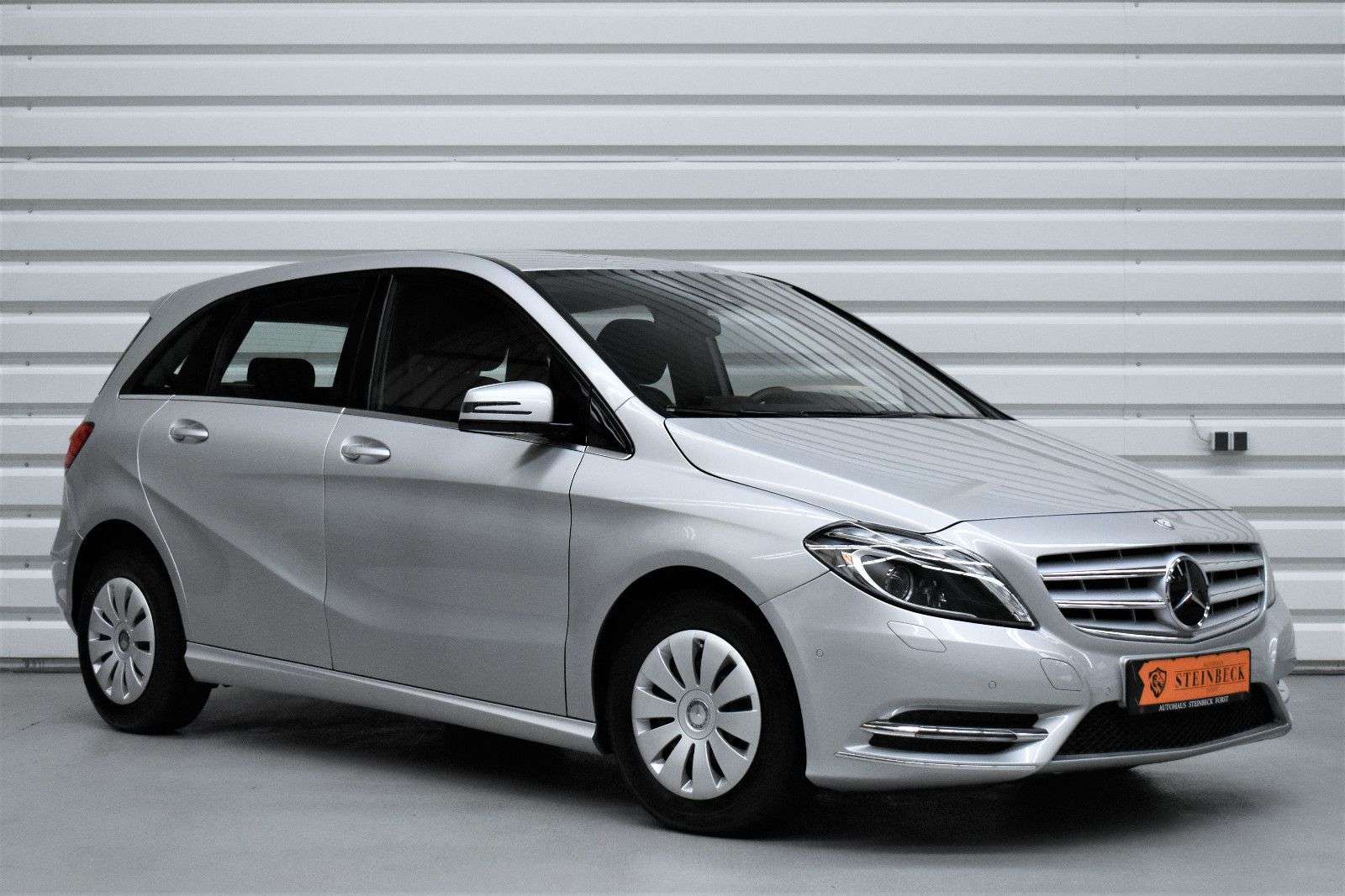Second hand Mercedes Benz B-Class 180