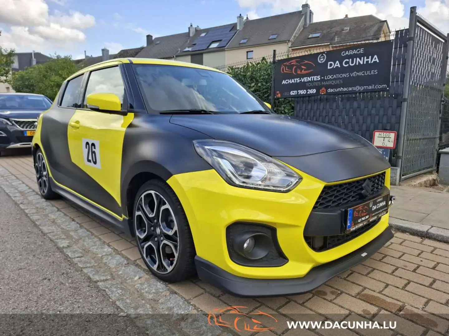 Suzuki Swift 1.4 SPORT, HYBRIDE, NAVI, LIGNES, CAMERA, 1 HAND Jaune - 1