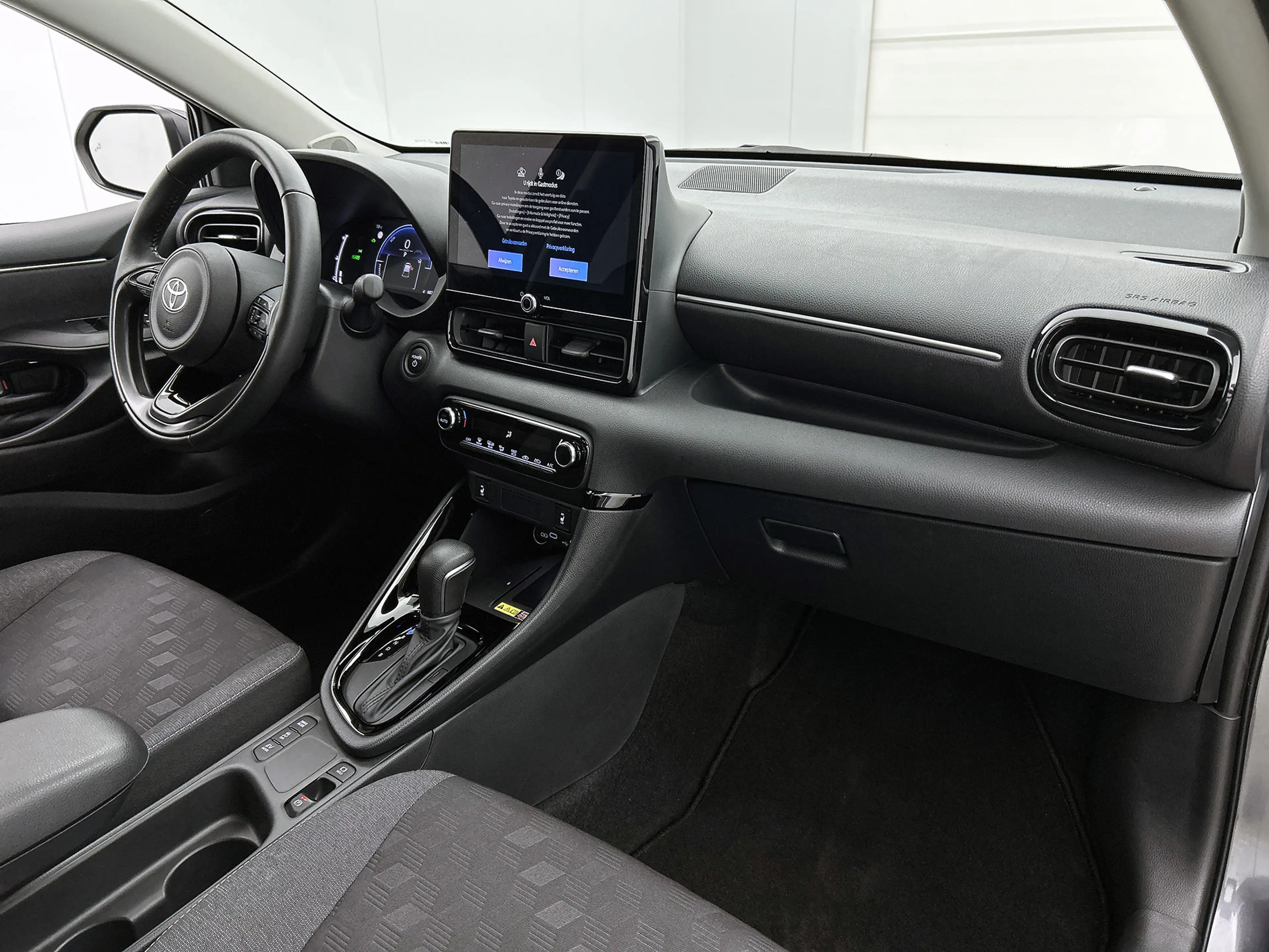 Toyota Yaris 1.5 Hybrid 115 Dynamic Comfort Pack | BTW voertuig — photo 6