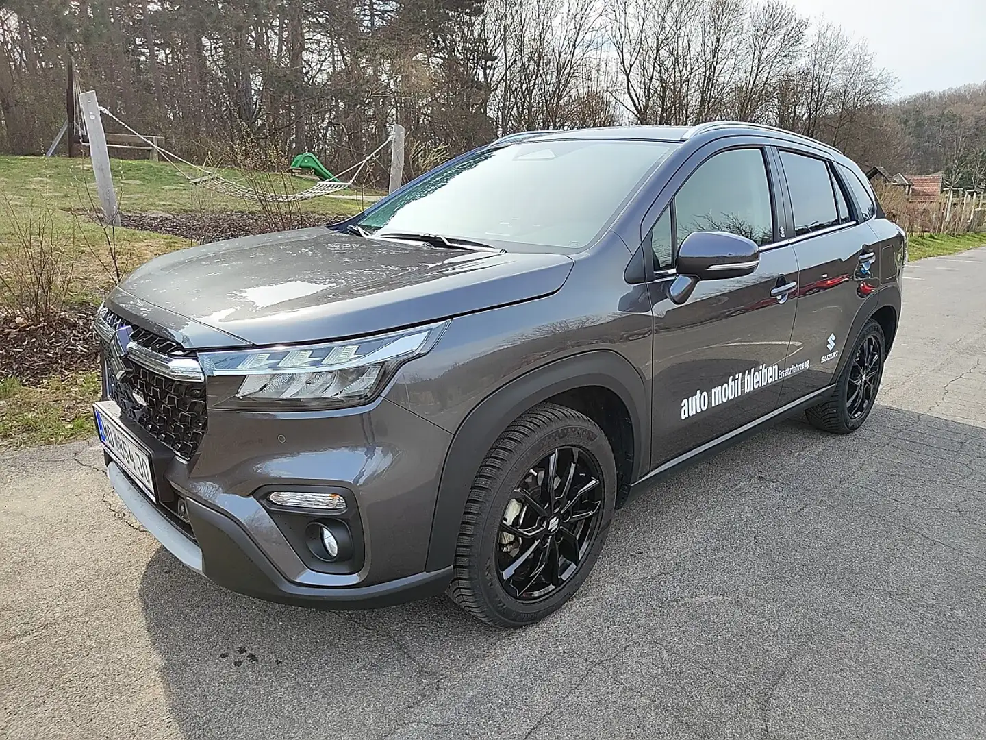 Suzuki S-Cross 1,4 Hybrid shine Aut. Grau - 2