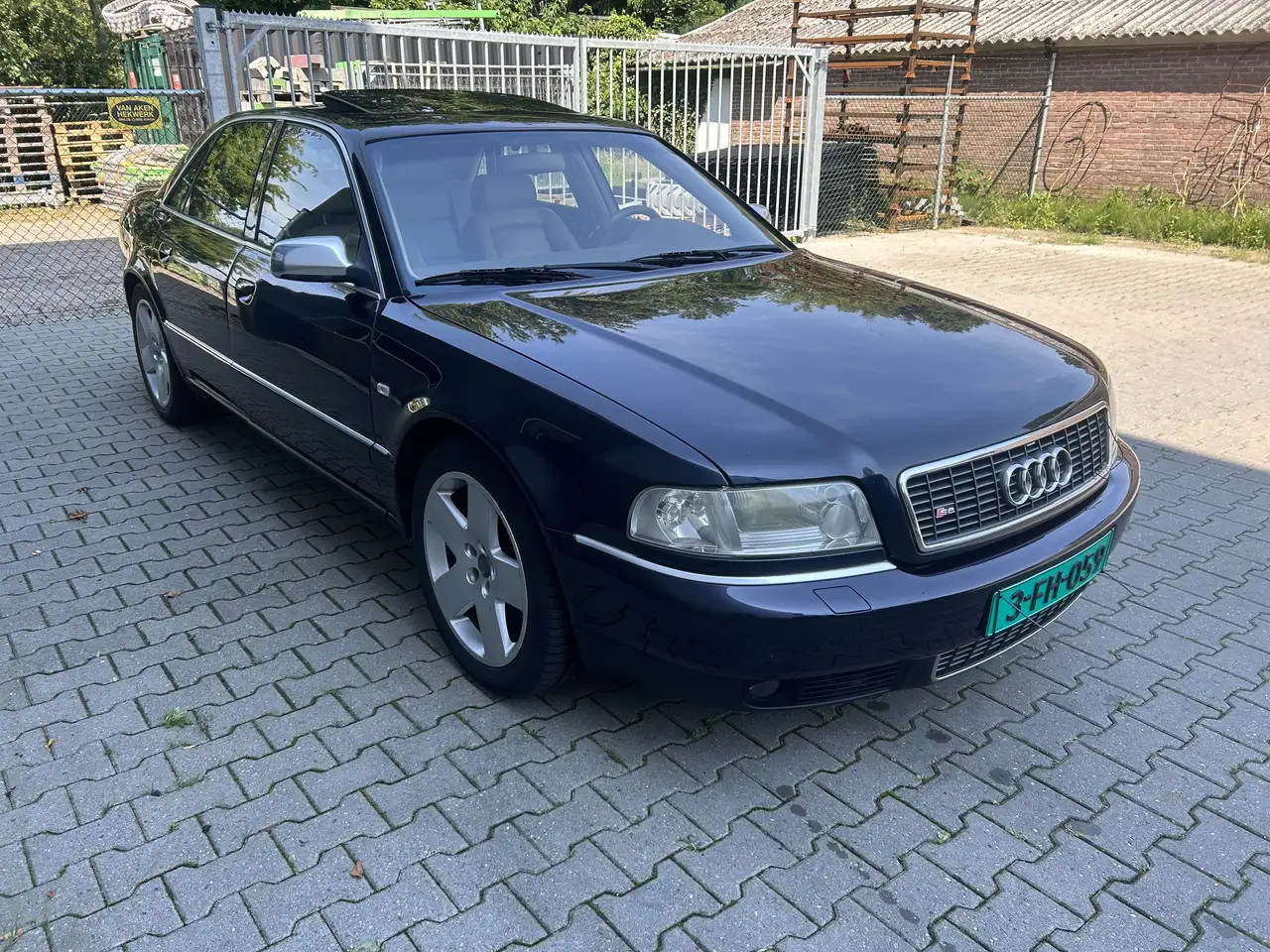 Audi S8 4.2 5V, foto 3