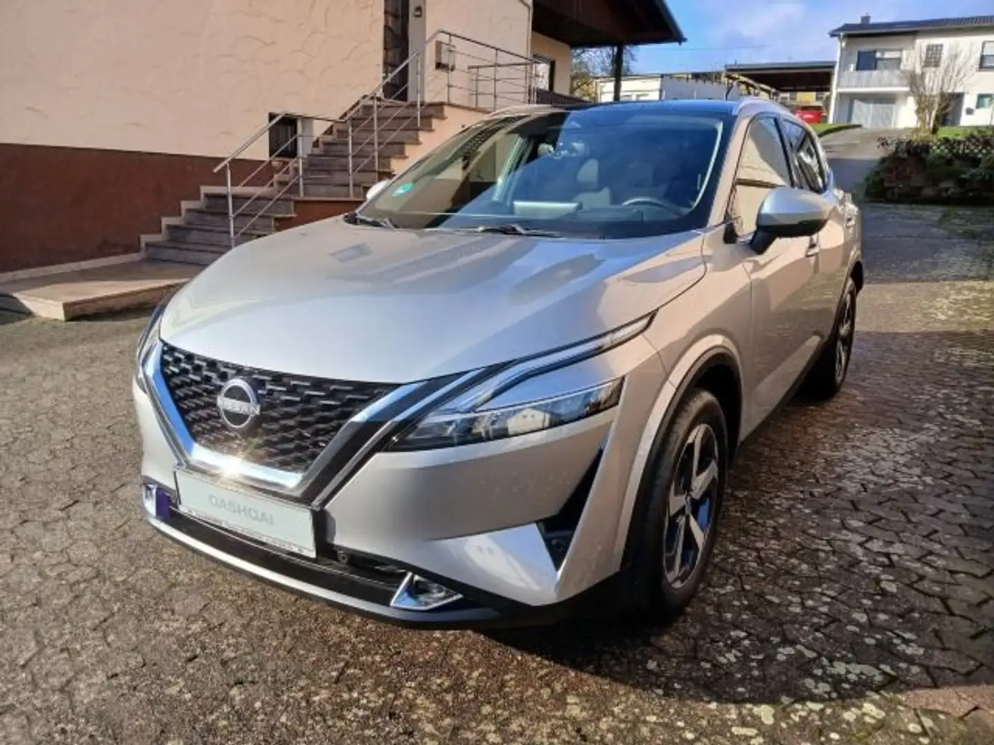 Nissan Qashqai 1.3 DIG-T 6MT N-Connecta Navi+4 Kameras Argent - 2