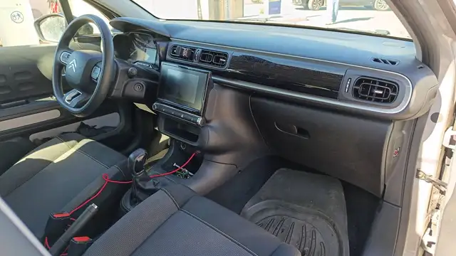 Citroen C3 view 10
