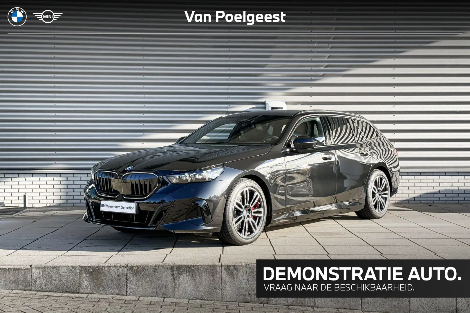 BMW 530 5 Serie Touring 530e M Sportpakket Pro / Innovatio Zwart - 1