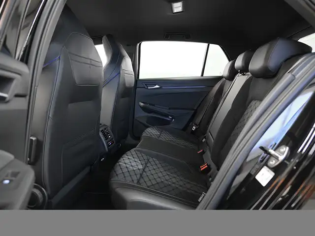 Volkswagen Golf view 13