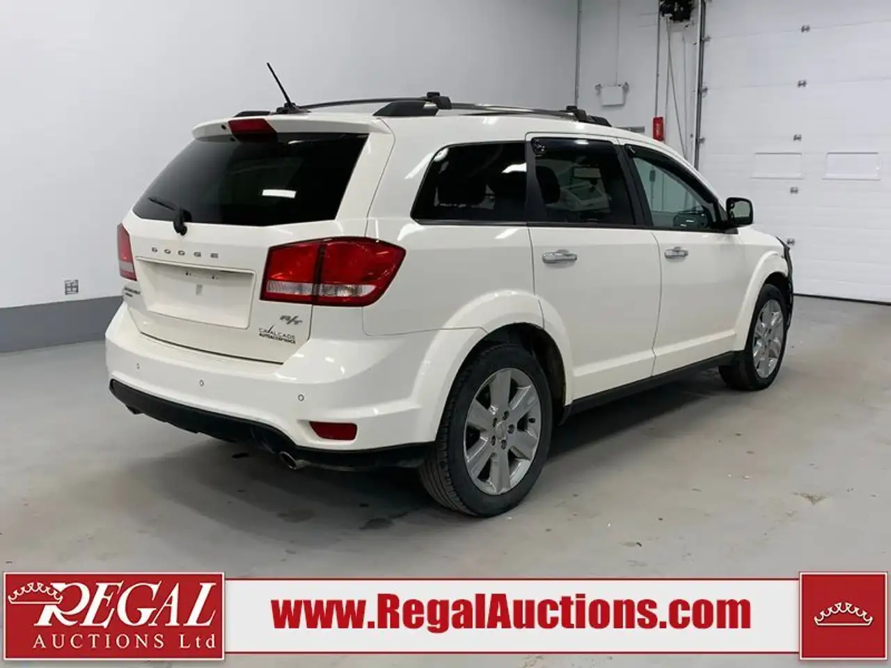 Dodge Journey снимка Dodge Journey