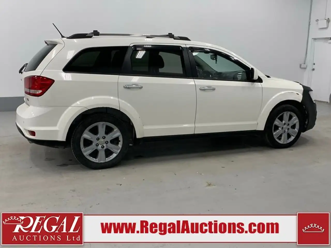 Dodge Journey снимка Dodge Journey