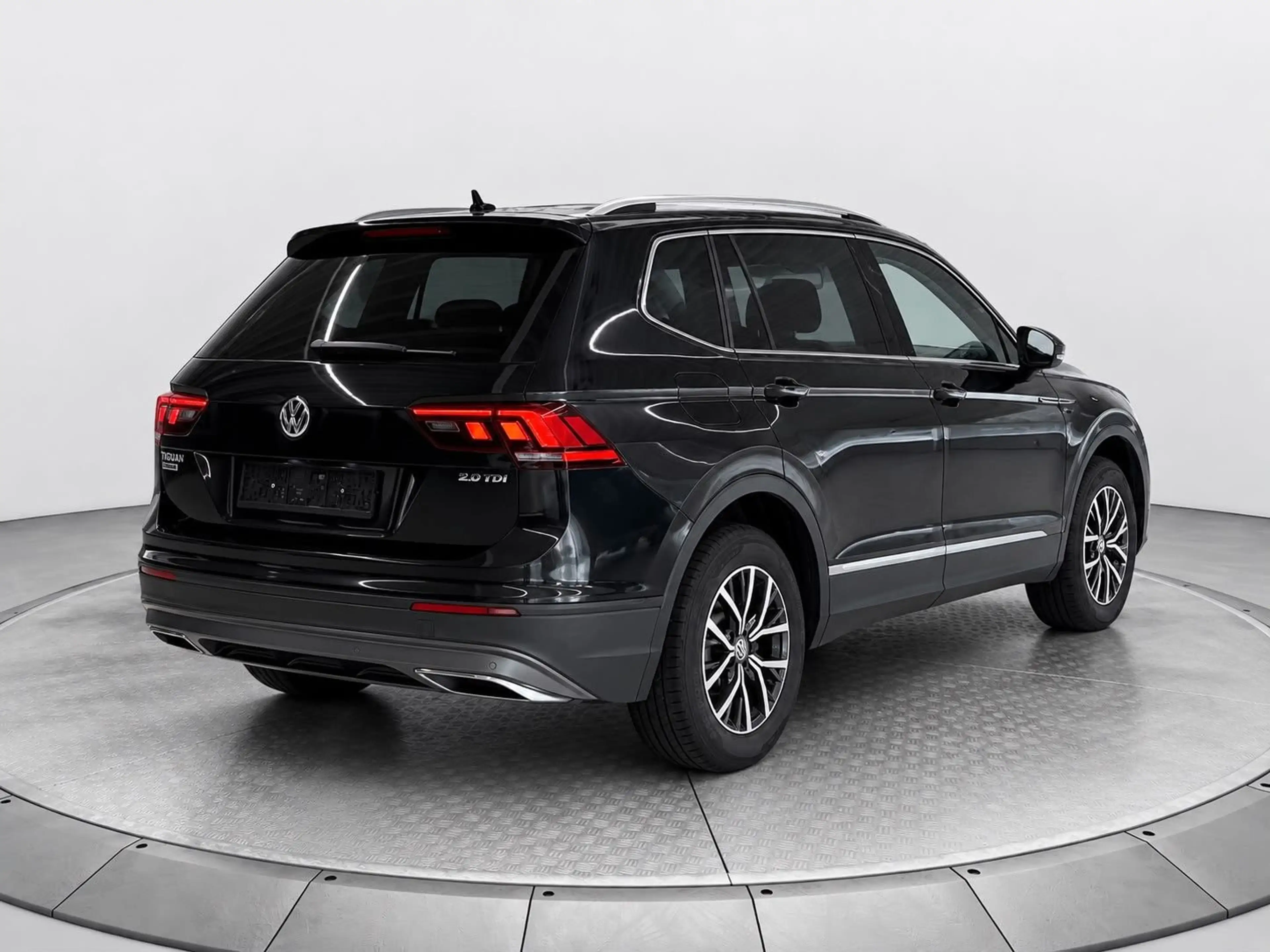 Volkswagen Tiguan Allspace Comfortline — photo 5