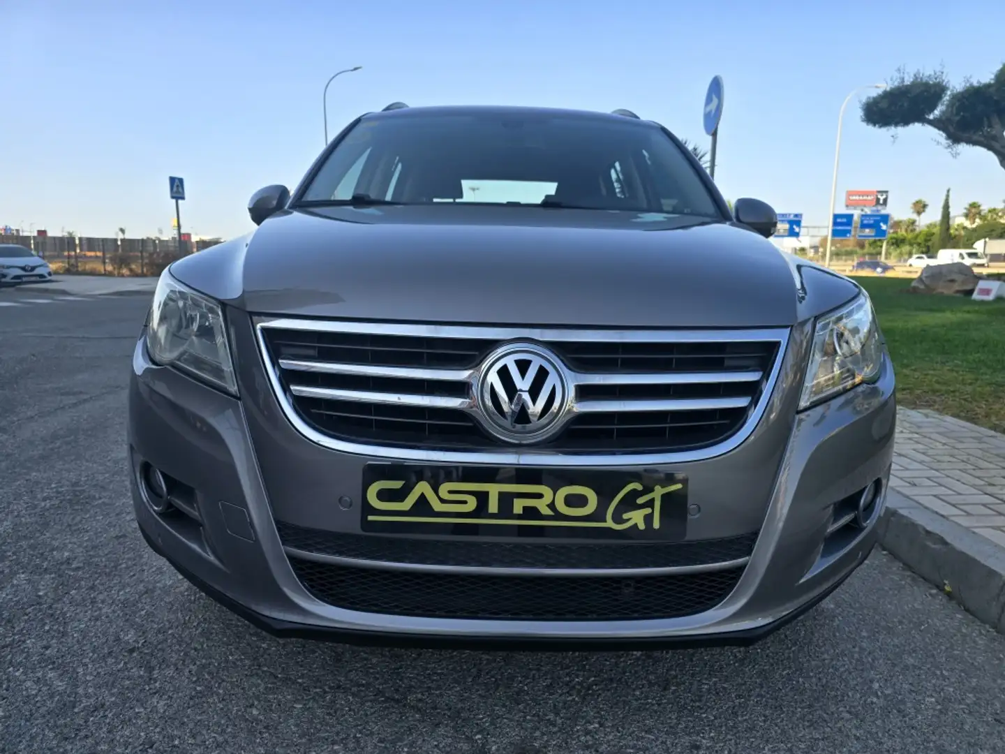 Volkswagen Tiguan 2.0TDI BMT Advance 4x2 140 Grigio - 2