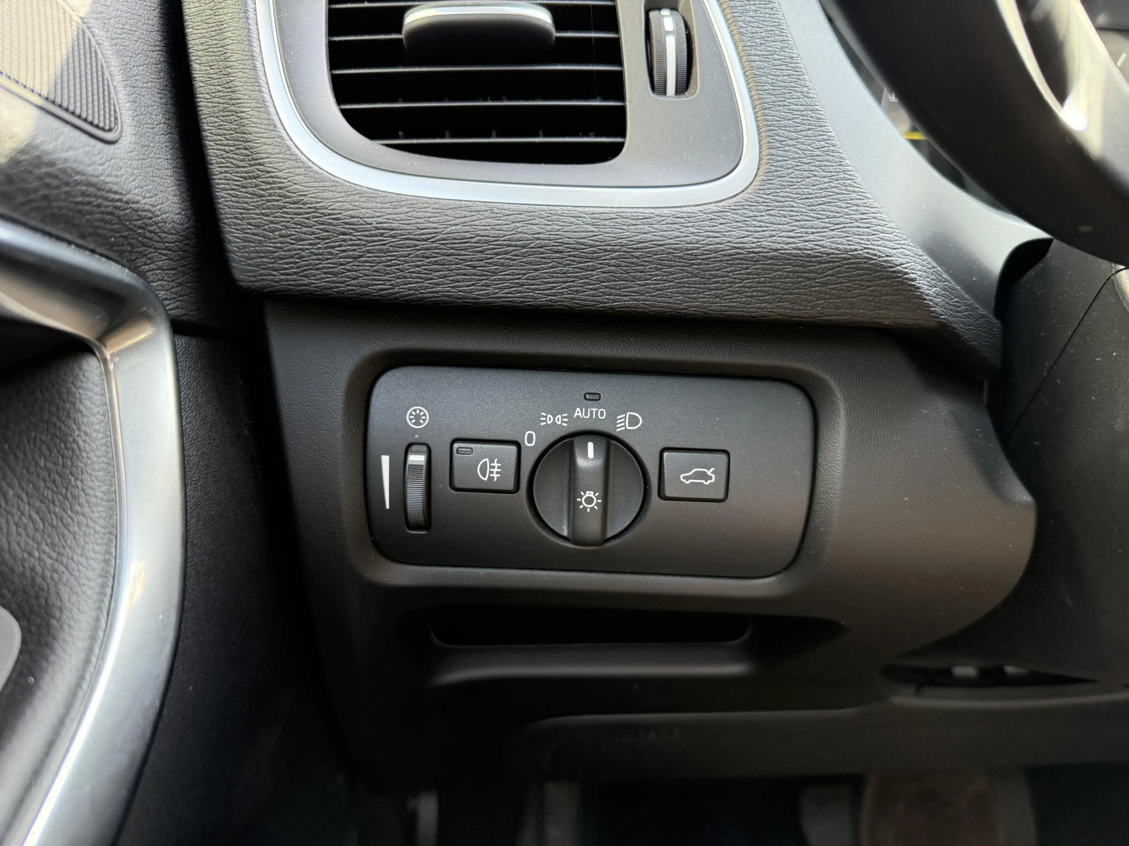 Volvo V40 Cross Country 2.5 T5 AWD Momentum Aut. |Camera|Carplay|Leder| — photo 22