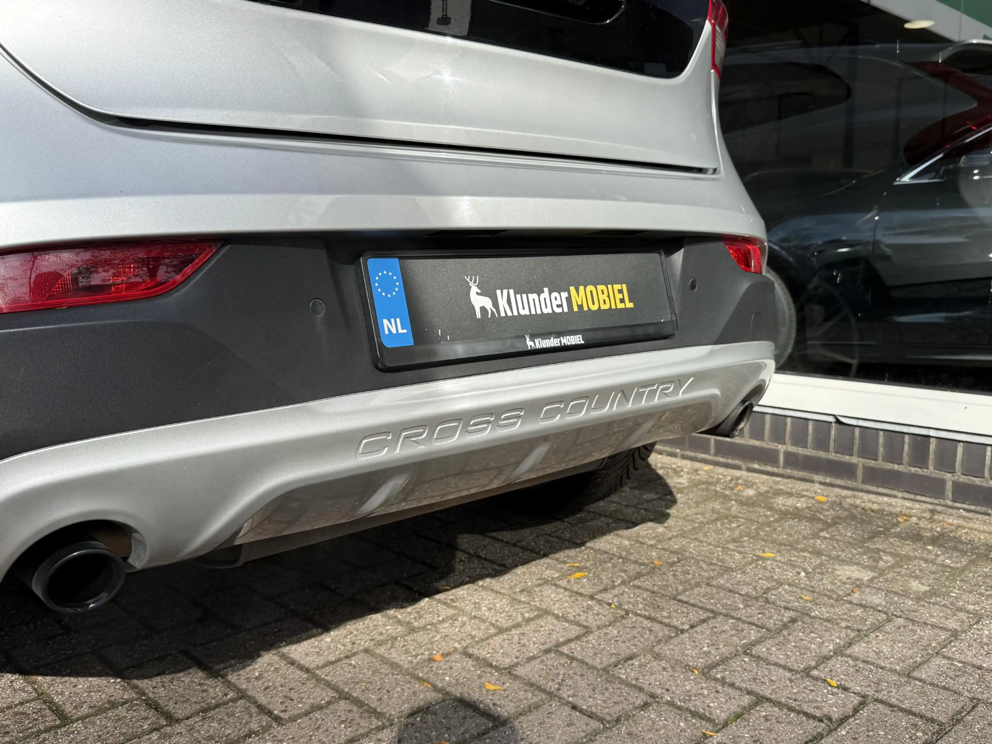 Volvo V40 Cross Country 2.5 T5 AWD Momentum Aut. |Camera|Carplay|Leder| — photo 16