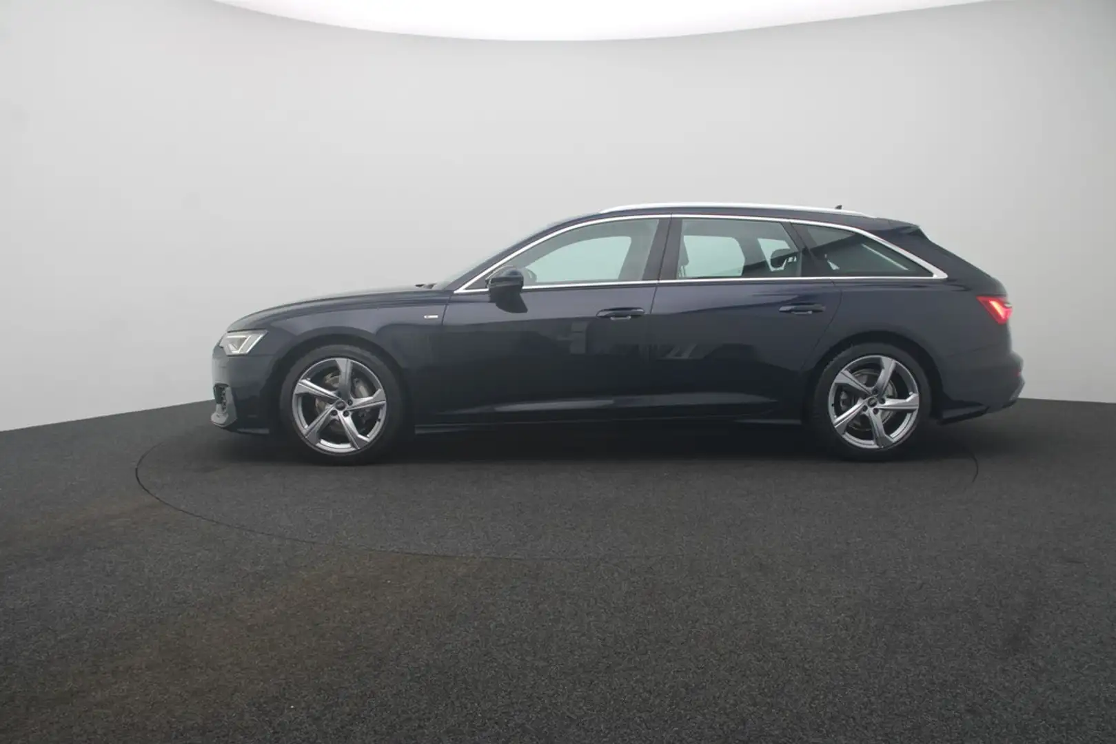 Audi A6 Avant 40 TDI quattro S line Matrix Navi Pano Blau - 2