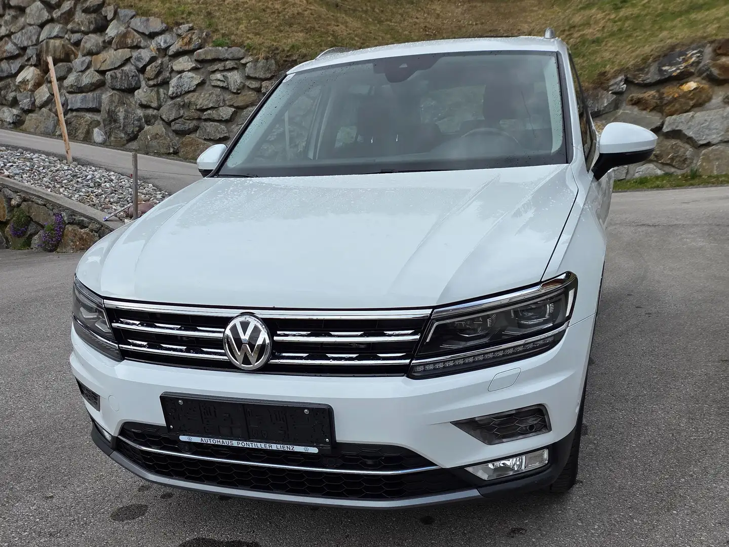 Volkswagen Tiguan Tiguan 2,0 TDI SCR 4Motion Comfortline DSG Comfortline Weiß - 1