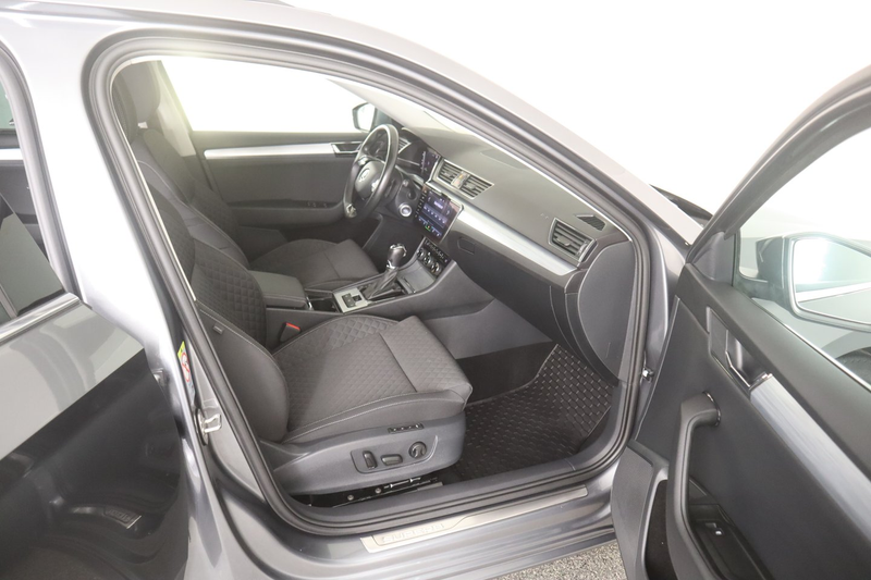 Skoda Superb 4x4 Ambition TDI DSG — photo 11