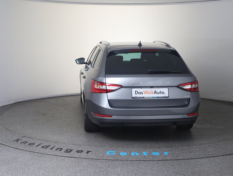 Skoda Superb 4x4 Ambition TDI DSG — photo 2