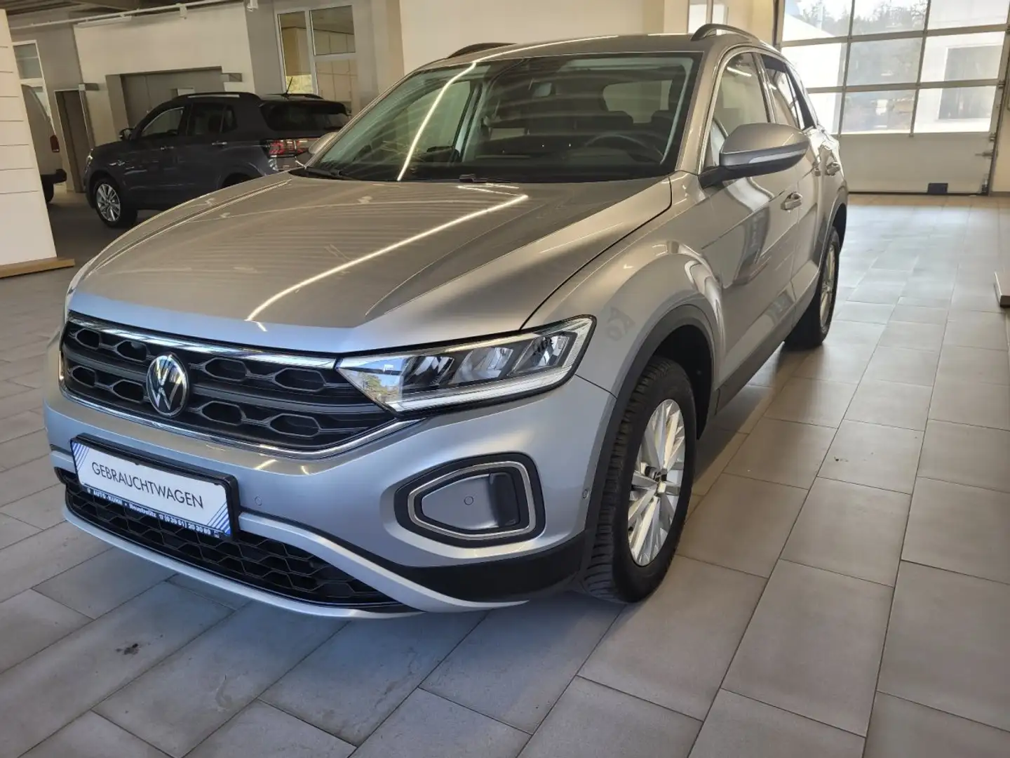Volkswagen T-Roc 2.0 TDI 110KW DSG Life,AHK,Nav,LED,Rfk Silber - 2