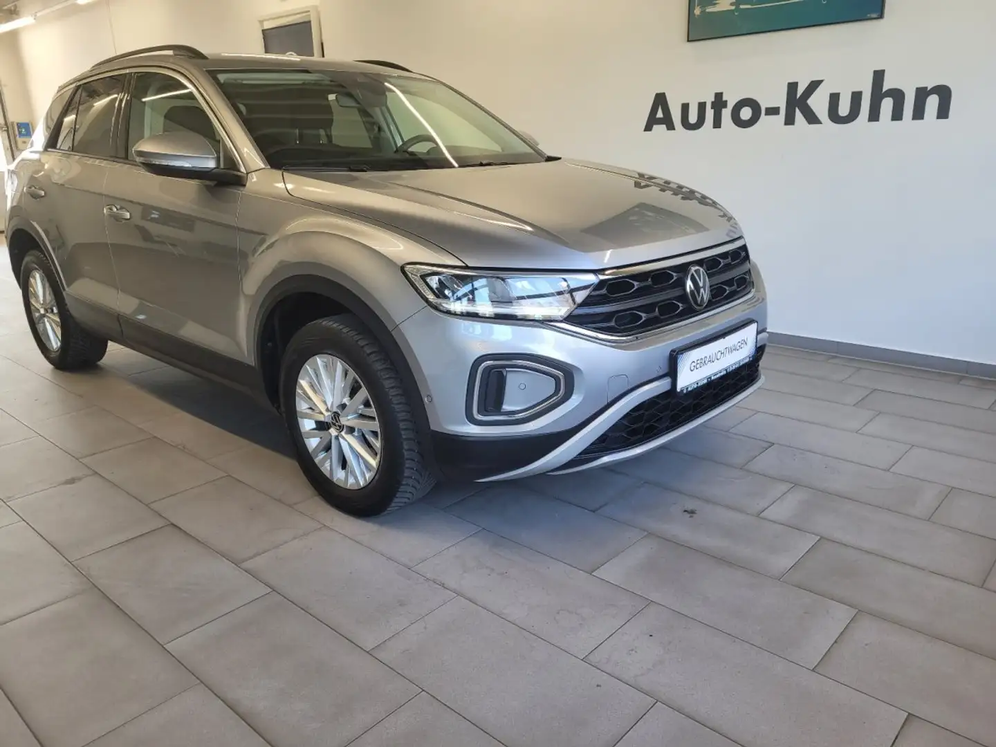Volkswagen T-Roc 2.0 TDI 110KW DSG Life,AHK,Nav,LED,Rfk Silber - 1