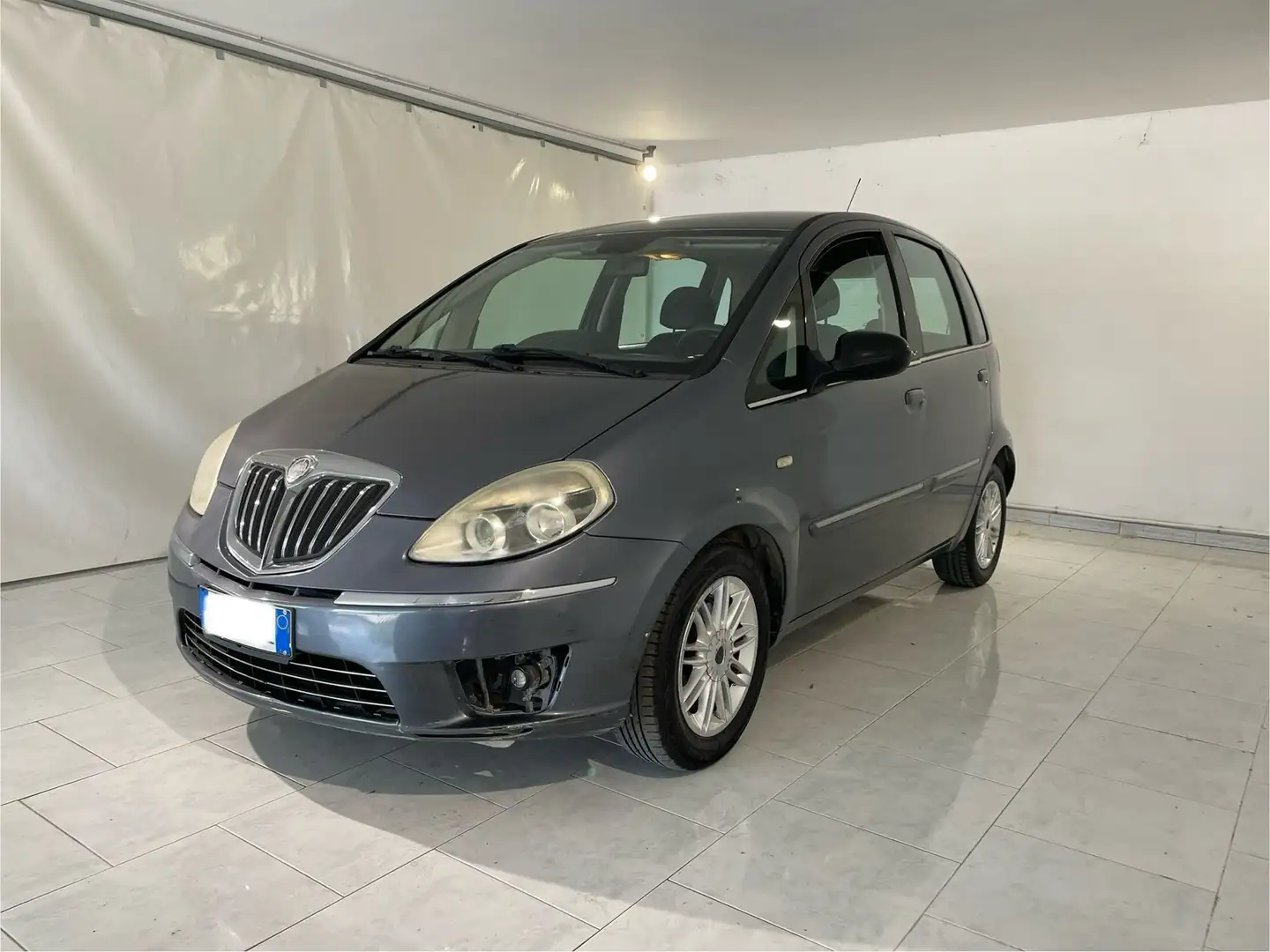 Lancia MUSA 2011 Musa 1.3 mjt Platinum Gri - 2