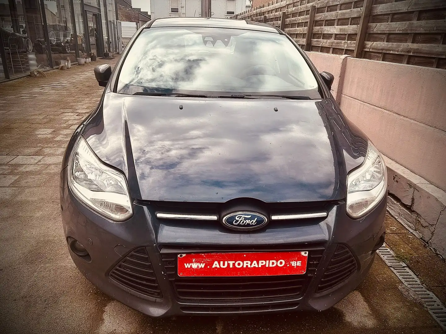 Ford Focus 1.6 TDCi Business Edition+ Gris - 2