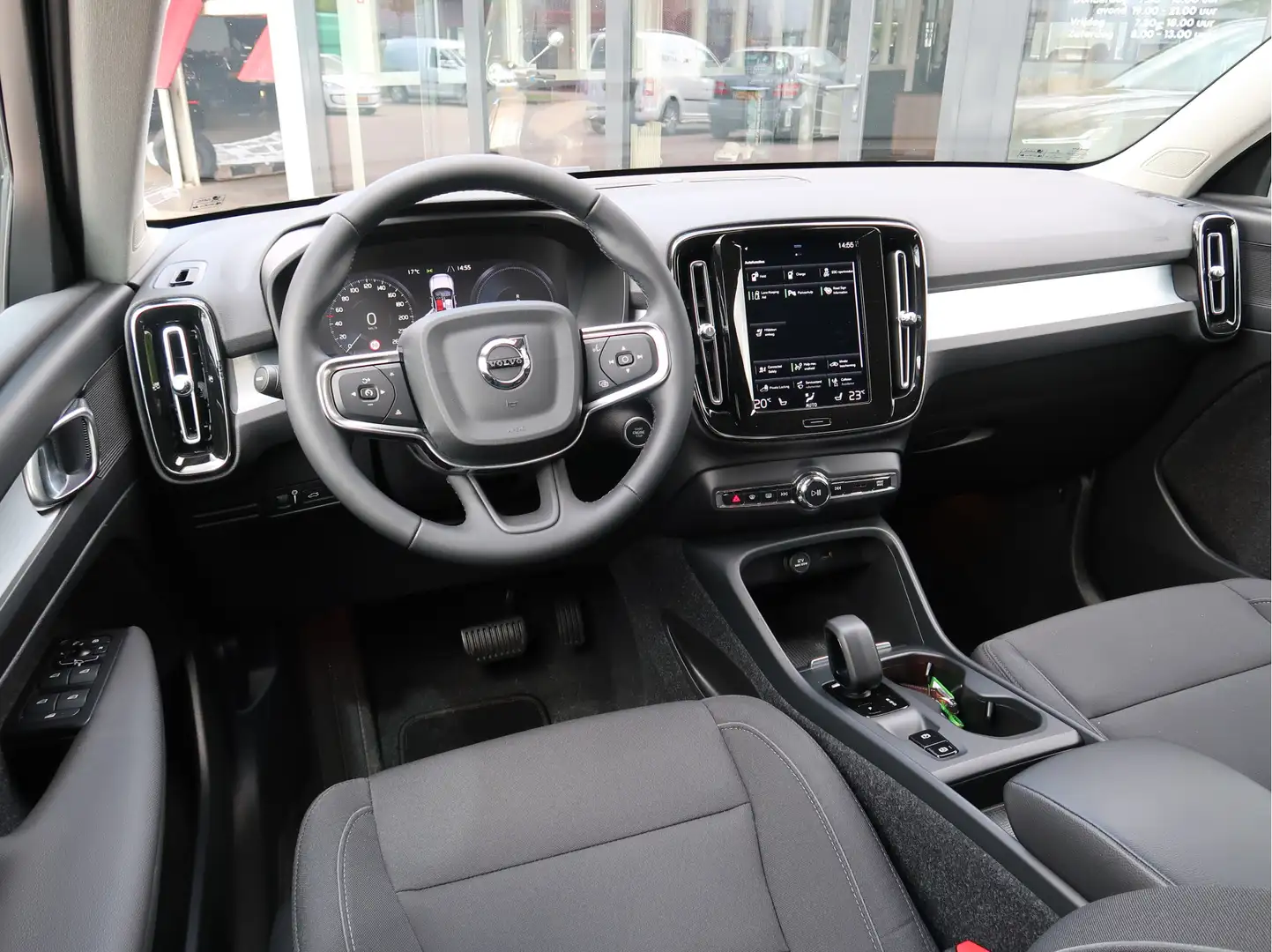 Volvo XC40 1.5 T4 Recharge Inscription Expression | apple-and Zwart - 2