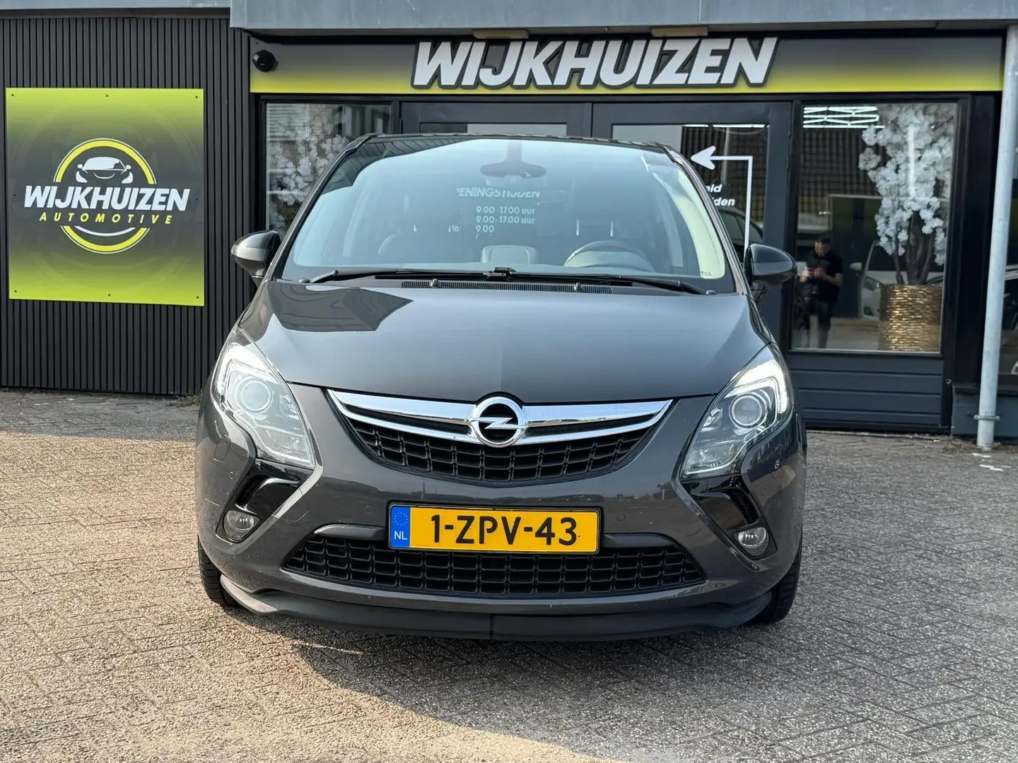 Opel Zafira Tourer 1.4 Turbo Cosmo met Panorama dak !!! Leder !!! Vol Grau - 2