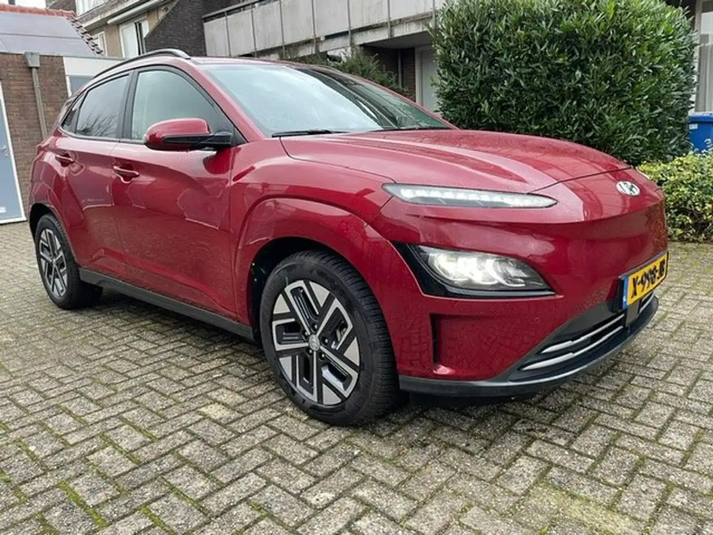 Hyundai KONA KONA EV Comfort 39 kWh HEAD UPP/ KEYLESS NAVI Roşu - 1