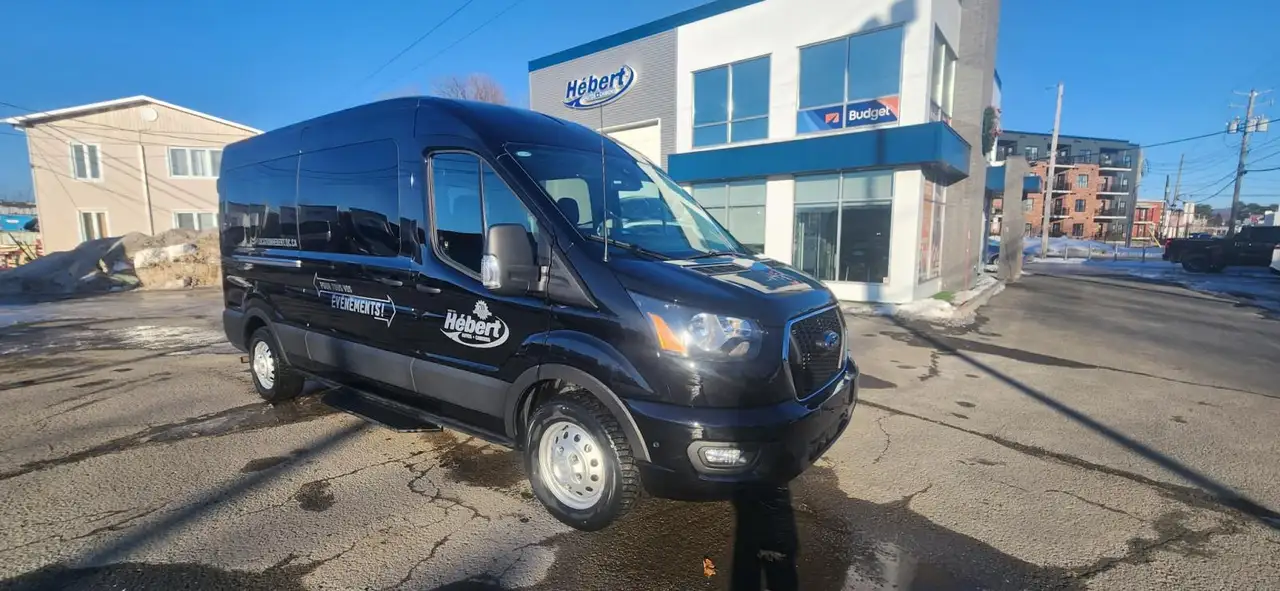 2025 Ford Transit Passenger Wagon