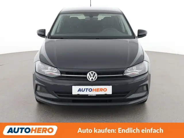 Volkswagen Polo view 9