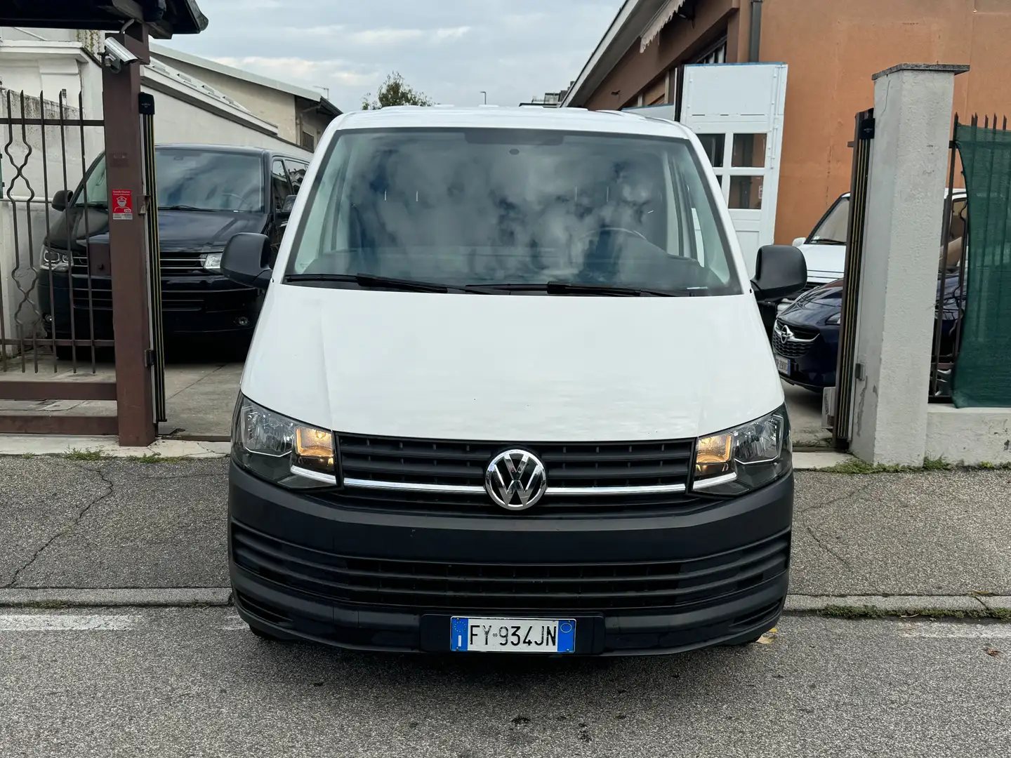 Volkswagen T6 Transporter 2.0 150CV*AUTOMATICO*PREZZO+IVA*LUNGO* Bianco - 2