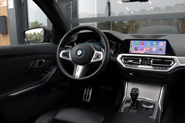 BMW 3 Series view 7