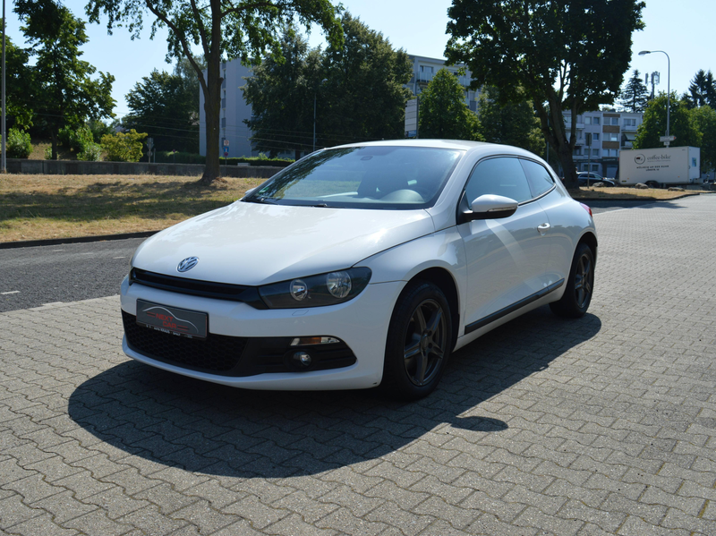 Volkswagen Scirocco 1.4 TSI 118 kW*Navi*PDC*Sitzheizung*Tempomat*