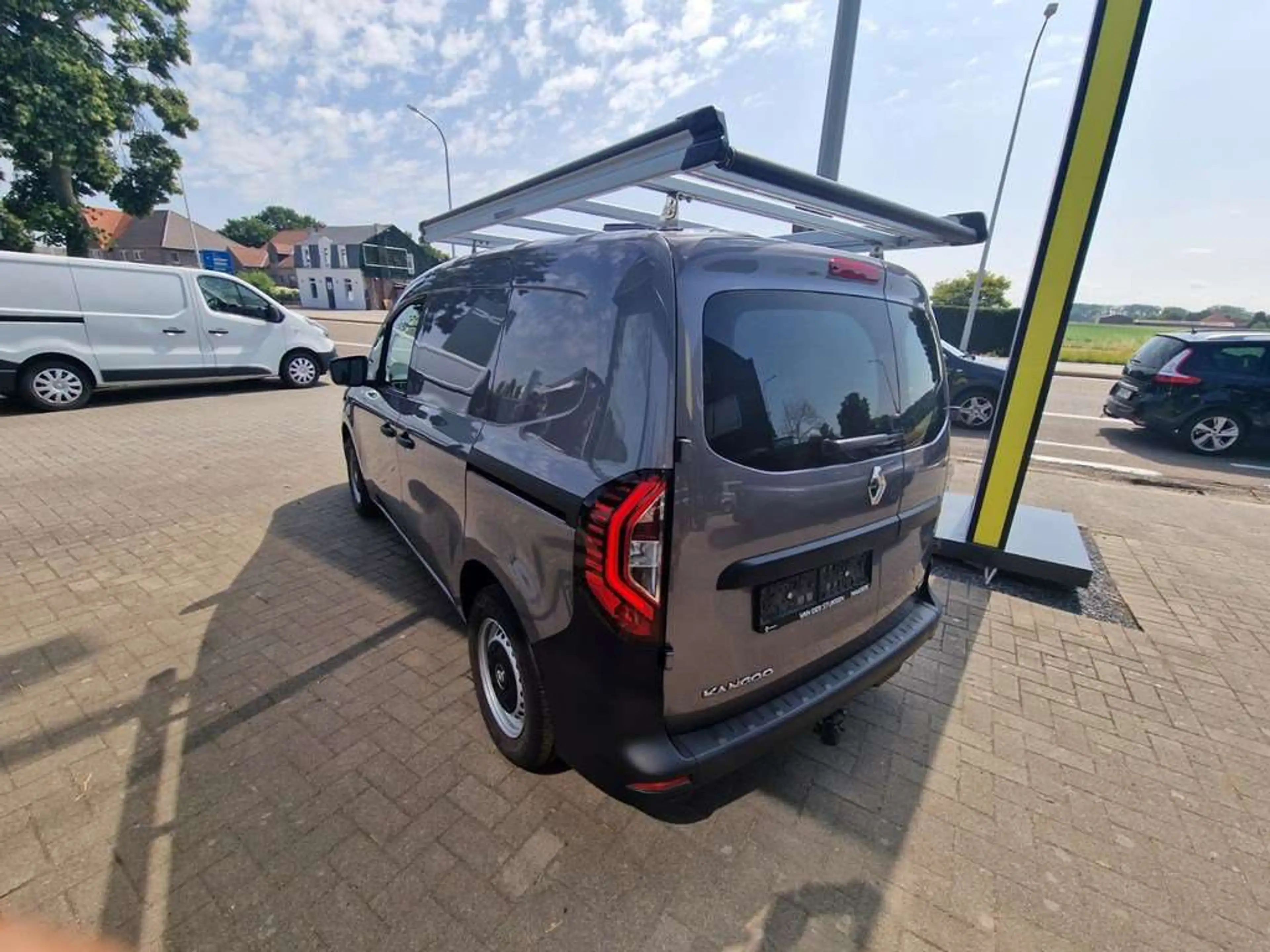 Renault Kangoo start — photo 5